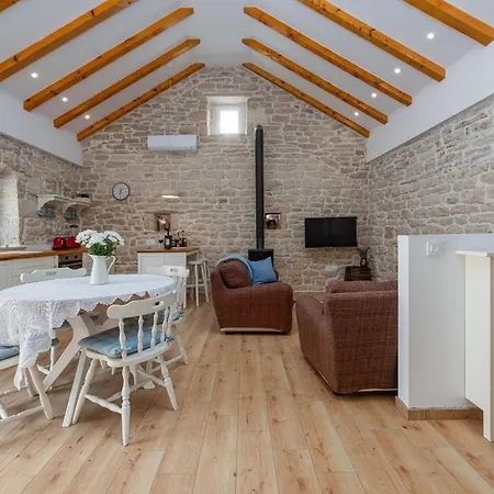 Villa Pod Murvom Zadarvillas