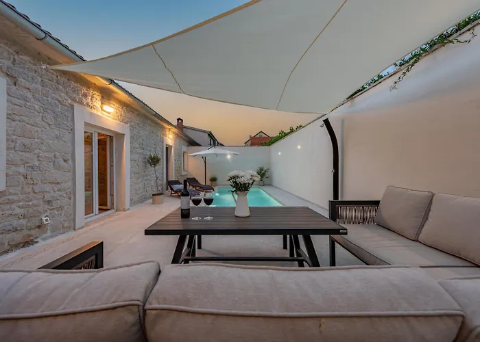 Pod Murvom Zadarvillas Βίλα Pridraga