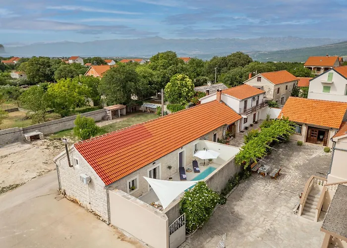 Pod Murvom Zadarvillas Βίλα